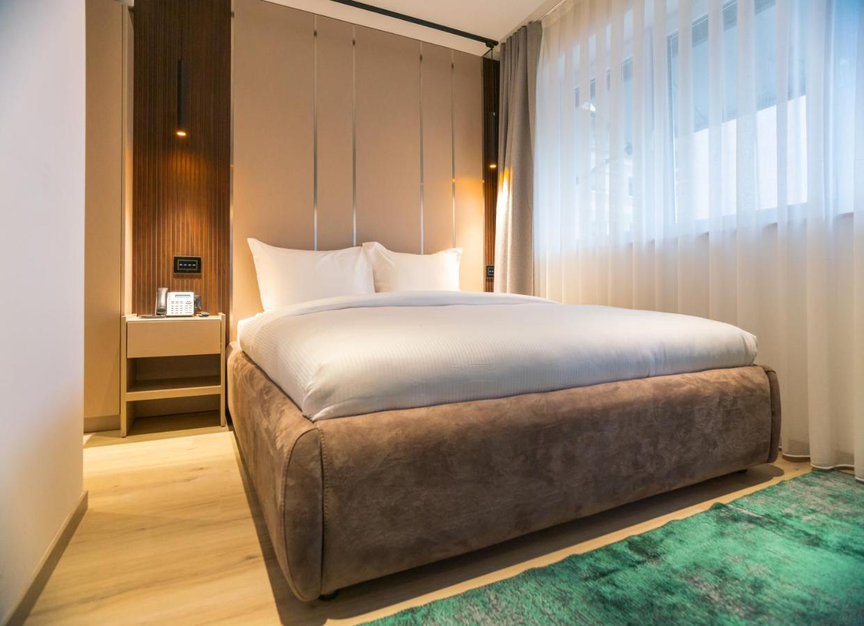 פרישטינה Emery Hotel מראה חיצוני תמונה