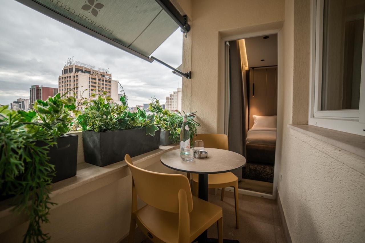 פרישטינה Emery Hotel מראה חיצוני תמונה