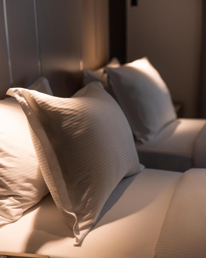 פרישטינה Emery Hotel מראה חיצוני תמונה